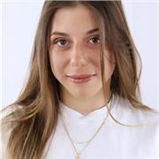 Professionelle Sportlerin mit sehr viel Erfahrung in angewandten Englisch